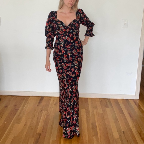 Purchased from an online boutique, never been worn- Size small, true to size - Picture 4 of 4